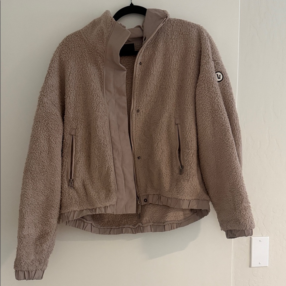 Fuzzy Vuori Jacket